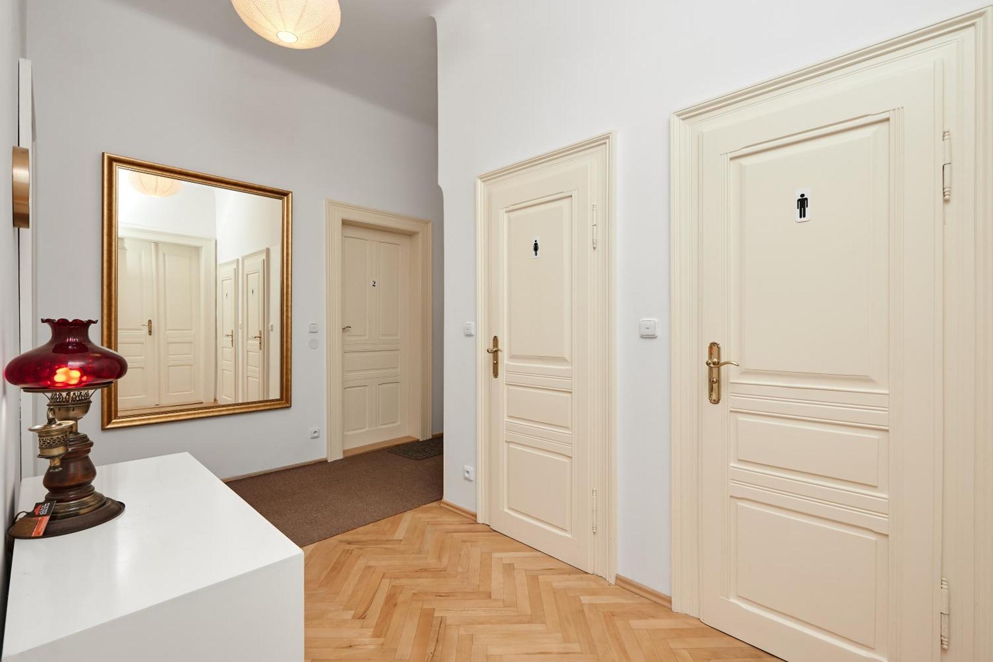 Old Town & Parking Assistance Apartment Prague Exterior photo